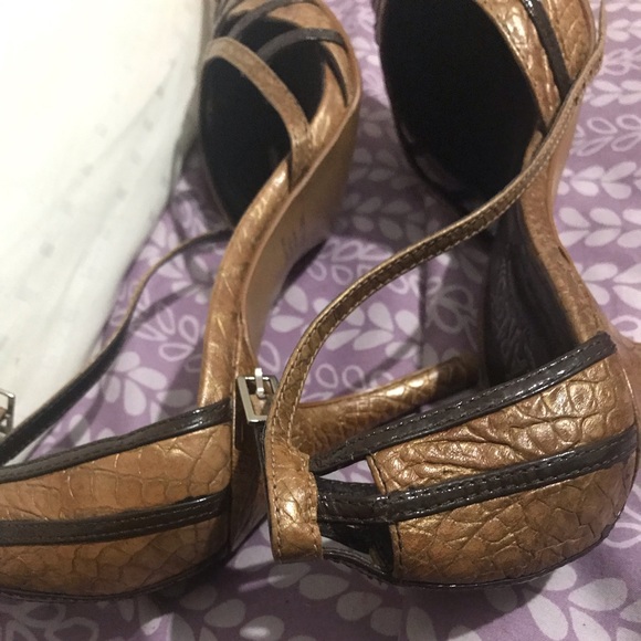 Carlos Santana tan pointy heels - Picture 7 of 7